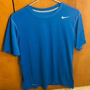 Nike DRI-FIT Short Sleeve Shirt